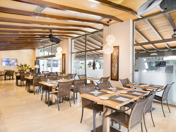 33RD GASTRO BAR 2.jpg