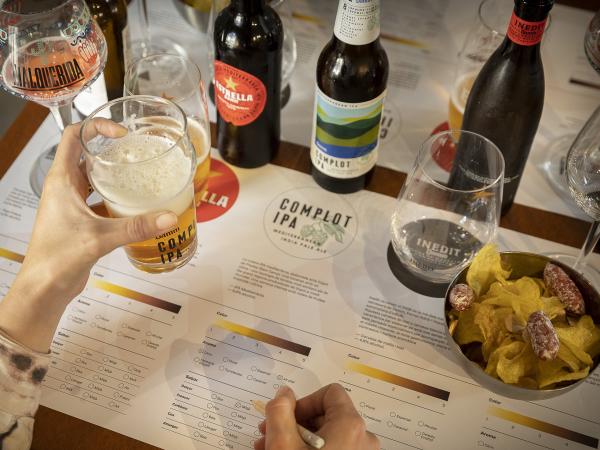 Visita guiada + tast de cerveses a la fàbrica Estrella Damm