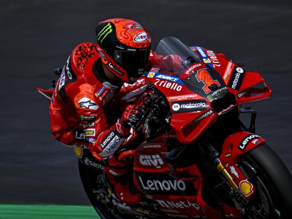 Viu l'experiència de MotoGP a Splau