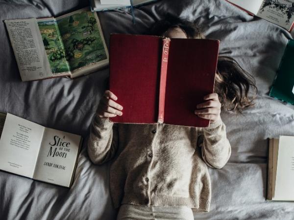 Hora del conte: "Els contes de la Sara"