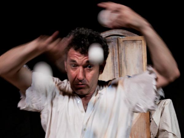 Alone- espaimaragall 