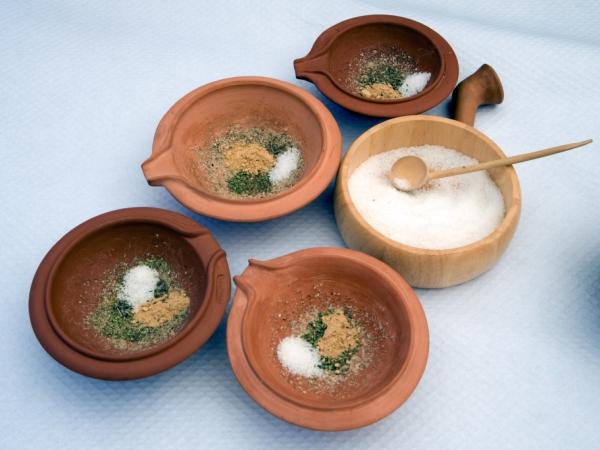 CONDIMENTS Kuanum.jpg