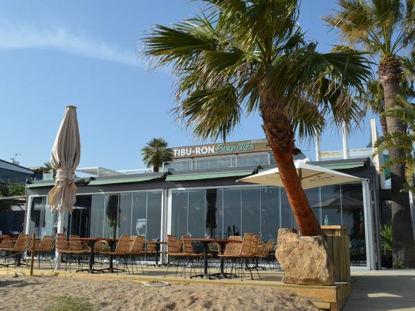 Celebra la Navidad en Tibu-Ron Beach Club