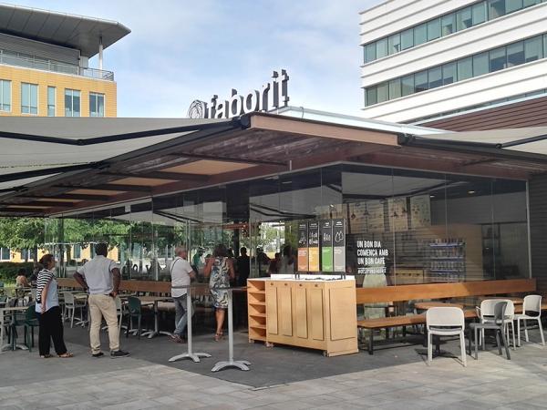 Faborit WTC Cornellá I.jpg