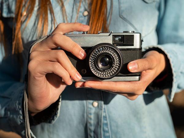 Taller sobre fotografia estenopeica