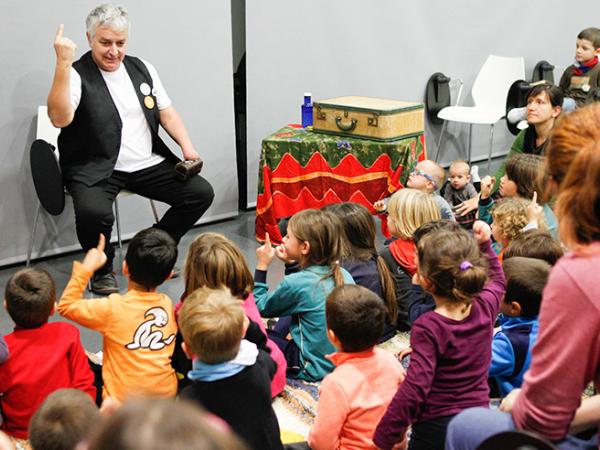 Hora del conte "Histories de palau"