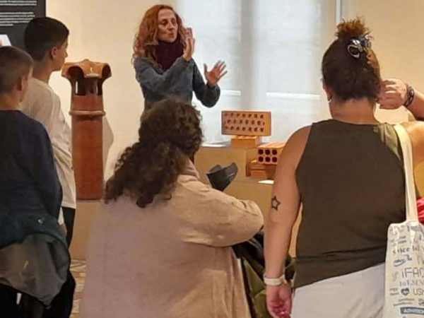 Visita guiada a l'exposició "Lluís Domènech i Montaner. El poder de l'escenari"