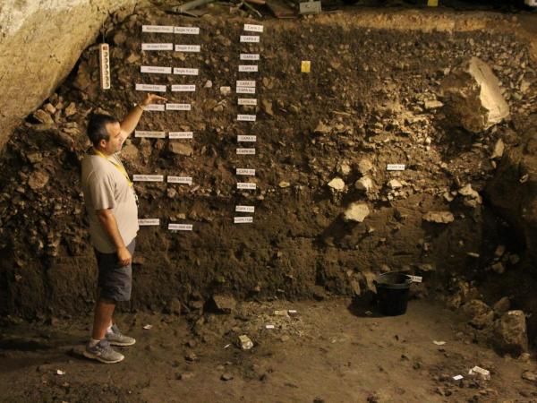 Visita guiada Cova Can Sadurní 