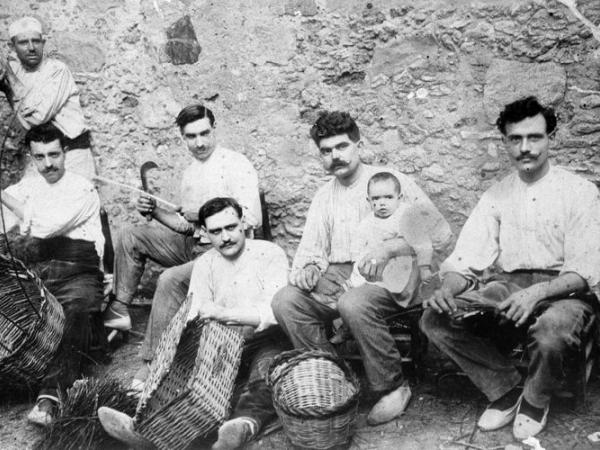 Oficis antics de Sant Joan Despí i taller de cistelleria