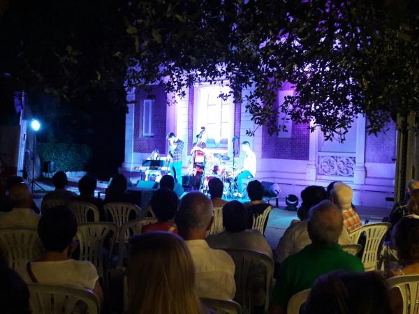 JAZZ&TINTURÉ 5. .jpg