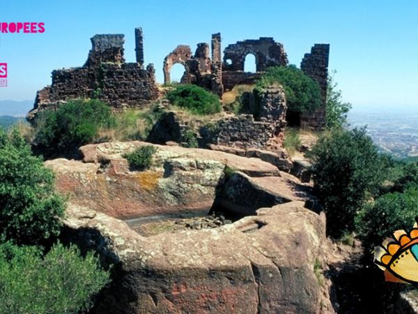 VISITA ARQUITECTÒNICA AL CASTELL D'ERAMPRUNYÀ