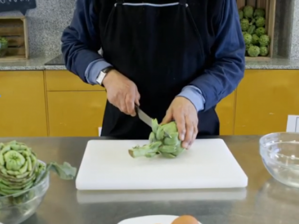 Cuinant carxofa amb La Cocina de mi Vecina