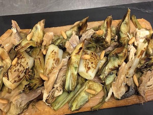 La lluna en un cove especial carxofa prat.jpg