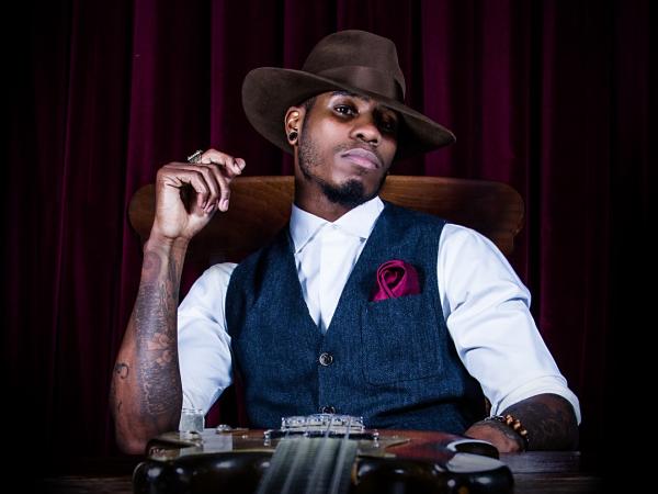 Leonn EP Cover NO LOGO.jpg