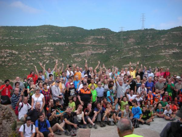 Participants a l'Aplec. Foto dels Amics de Sant Salvador.