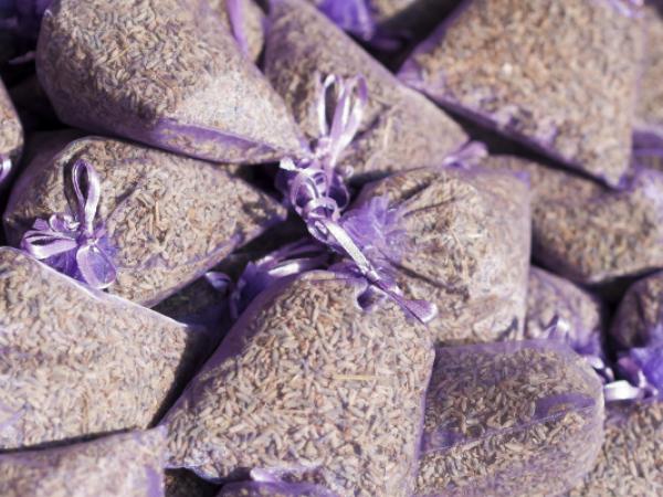 Tarda en família: Taller de sacs aromàtics