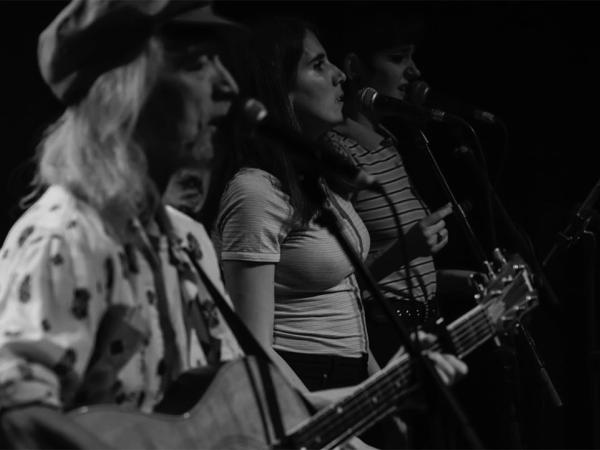 Concert. Steve Bruce and The Songbirds