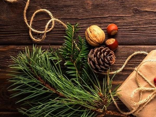 Taller de Nadal, Guarniments per l'abre de Nadal amb material reciclat