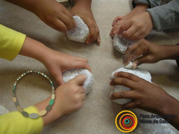 Taller experimental "Joieria prehistòrica"