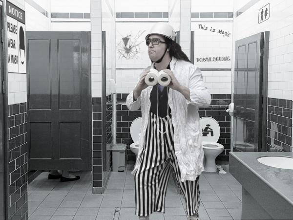 CIA. MAG KARLUS. TOILET