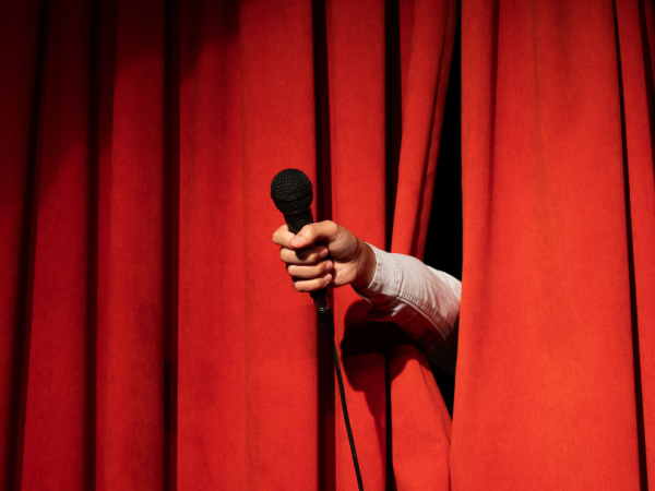 Nit de comèdia amb Taradas al Splau