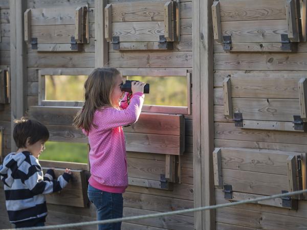 El Consorci de Turisme del Baix Llobregat impulsa la campanya educativa “Descobreix la Costa del Delta del Llobregat: un espai únic per aprendre i gaudir”  finançada per la Unió Europea-NextGenerationEU dins del PSTD Costa Barcelona Delta Llobregat