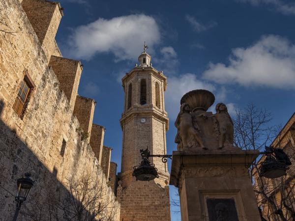 Esparreguera : entre bambolines i campanes