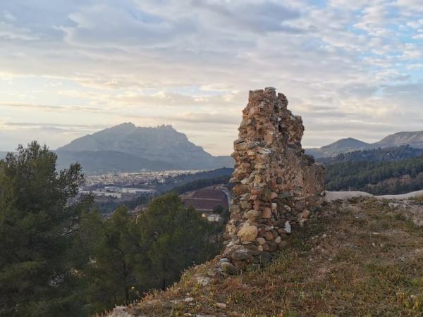 Balcó de Montserrat al Castell de Voltrera d’Abrera