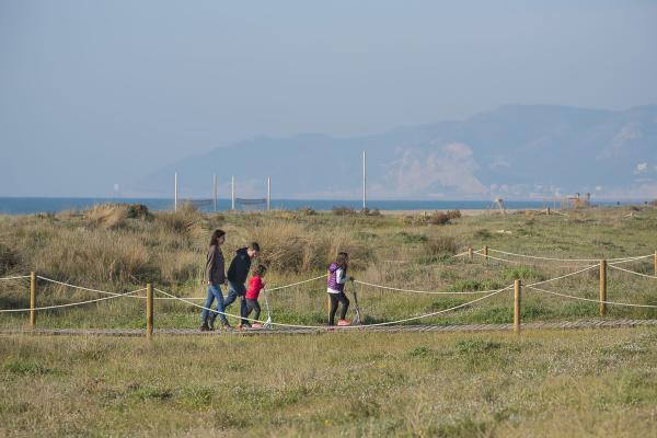 El Baix Llobregat impulsa el Turisme Blau amb una campanya per fomentar el turisme sostenible a la zona de la Costa del Delta