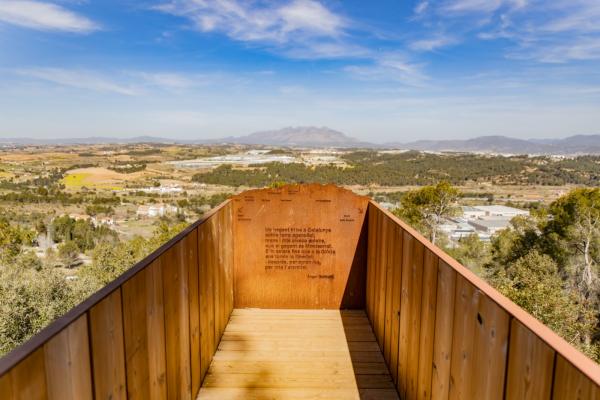 El Baix Llobregat ja llueix els Set Balcons de Montserrat