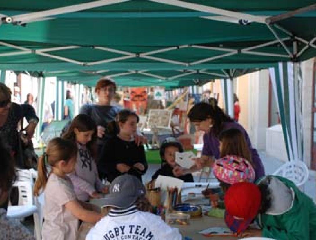 012-FIRA  COMERCIAL 8 ABRIL (14).jpg