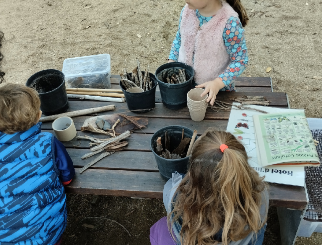 Jugatecambiental: Reciclatge creatiu