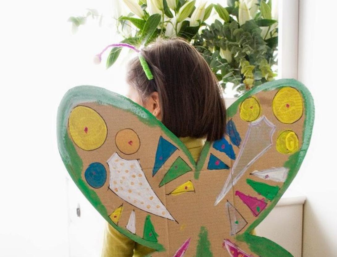 Taller de disfresses creatives amb materials reciclats