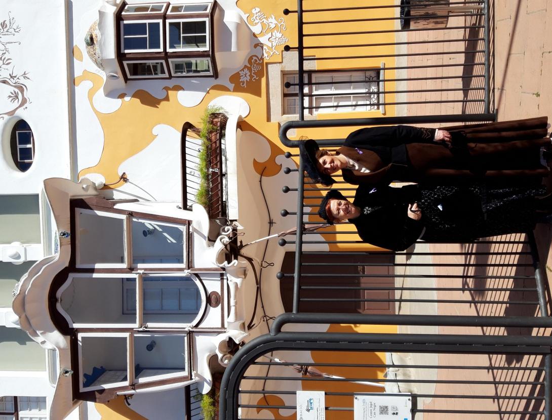 Visita modernista teatralitzada