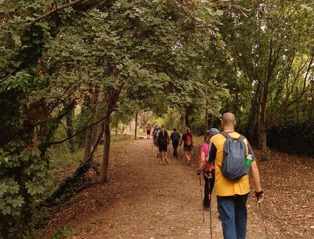 Marxa Nòrdica a Sant Feliu de Llobregat des de Vallvidriera