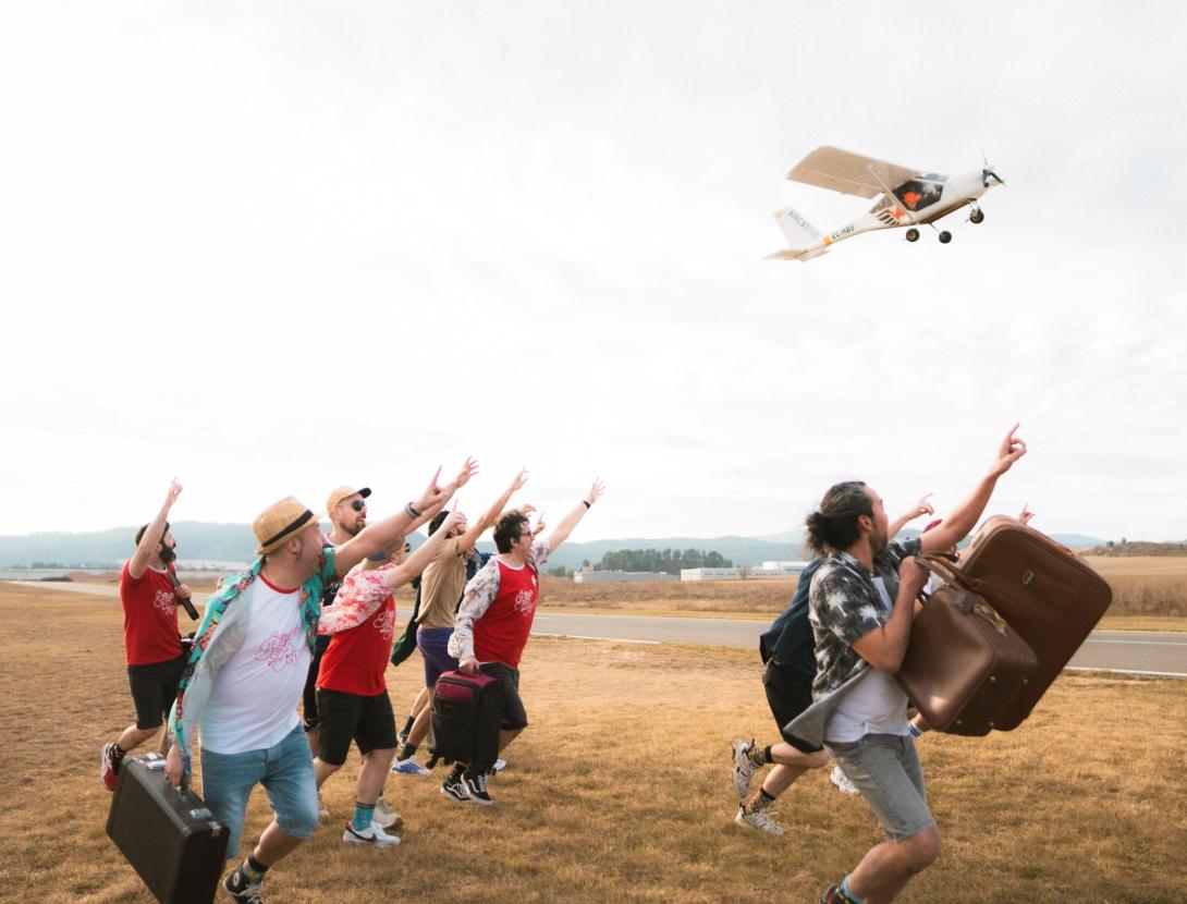 Revetlla Jove. Lal'Ba + Les Testarudes + The Papa's and The Popo's