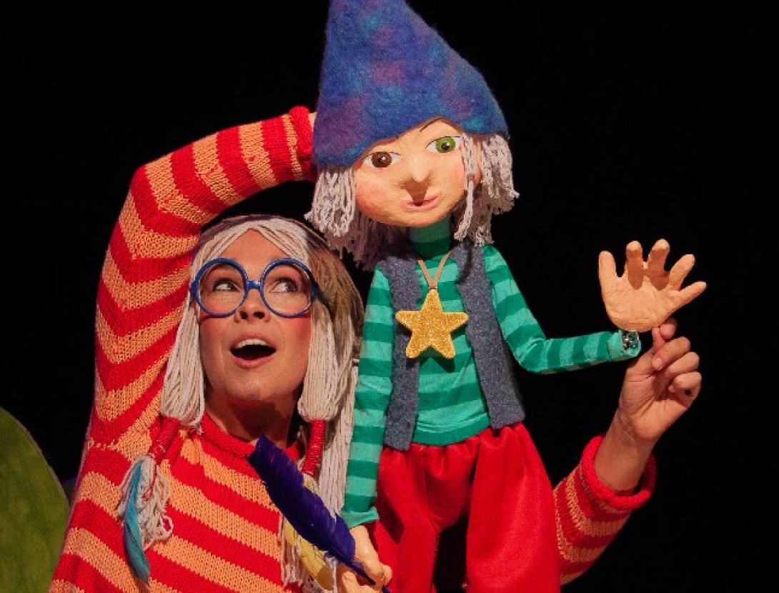 A escena familiar: Womagis