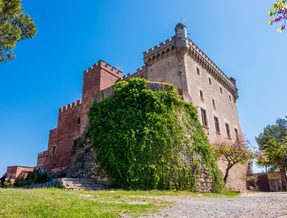 Visita el Castell de Castelldefels i Piratia