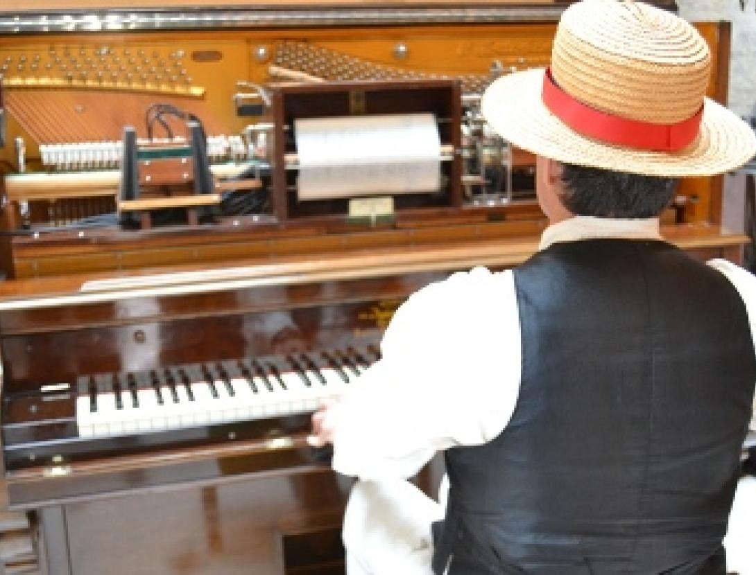 Sona, sona la pianola