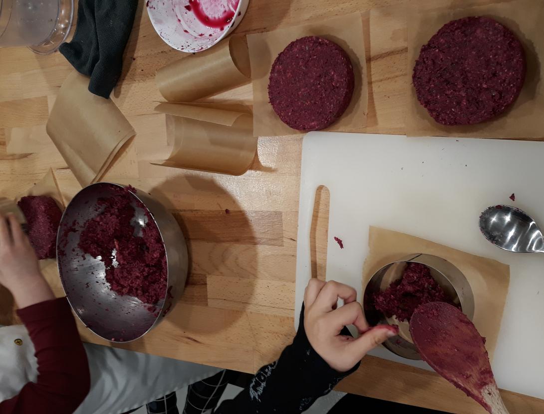 Burger Remolacha y Lentejas Estudio Walter Vogt