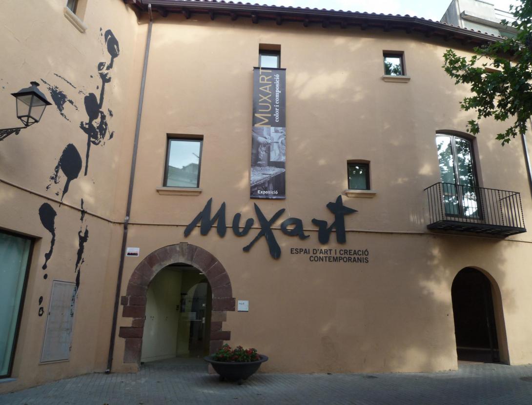 Visita teatralitzada "Sota les capes de Muxart"