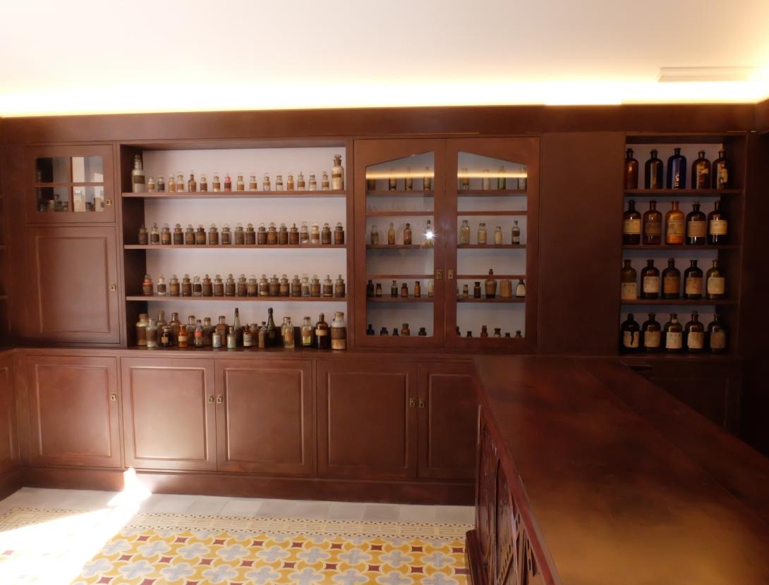 Jornada de portes obertes a l'antiga Farmàcia Bujons (1842-1957)