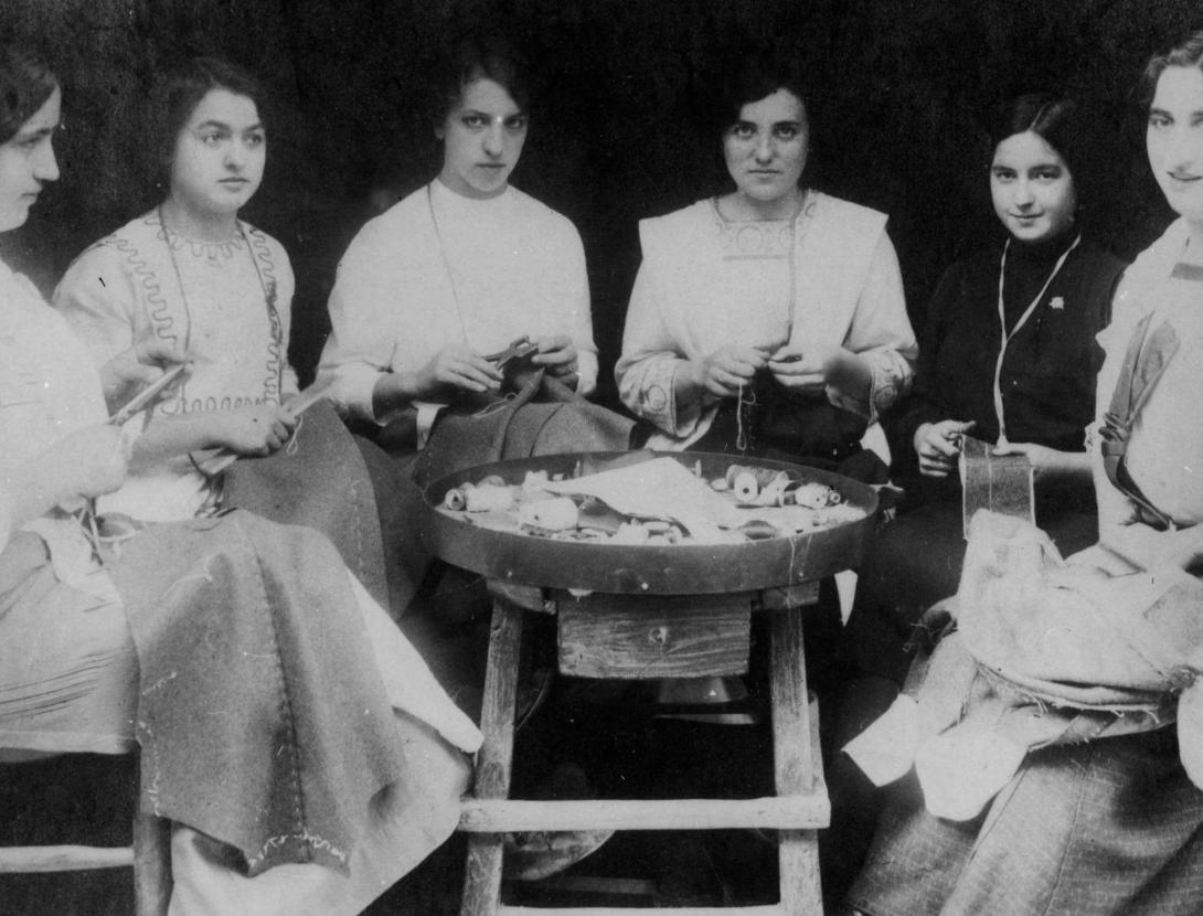 Itinerari: "Martorell, femení plural"