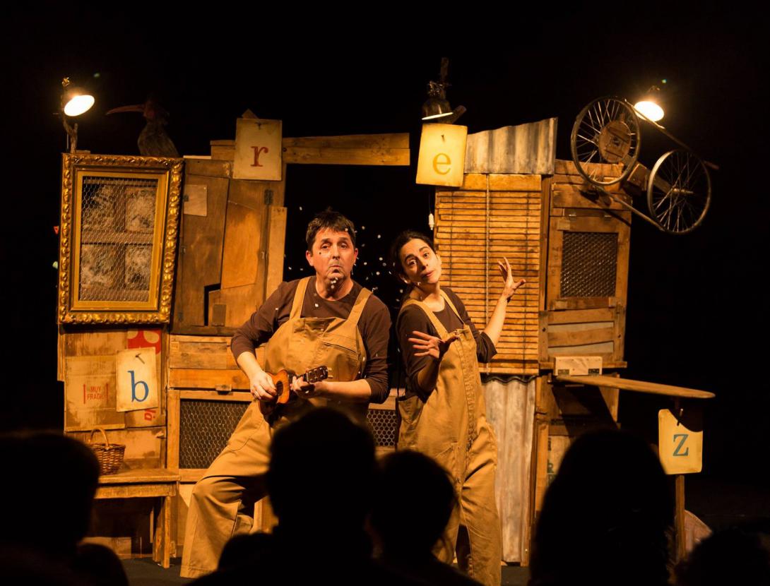 La gallina dels ous d'or - Espectacle familiar