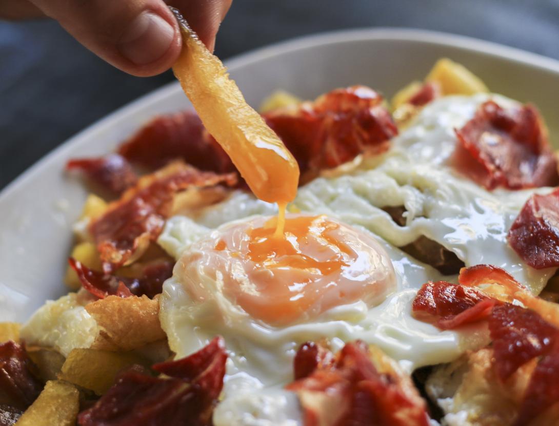 OUS ESTRELLATS AMB PERNIL