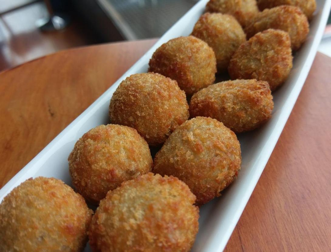 Croquetes de carxofes i formatge gorgonzola