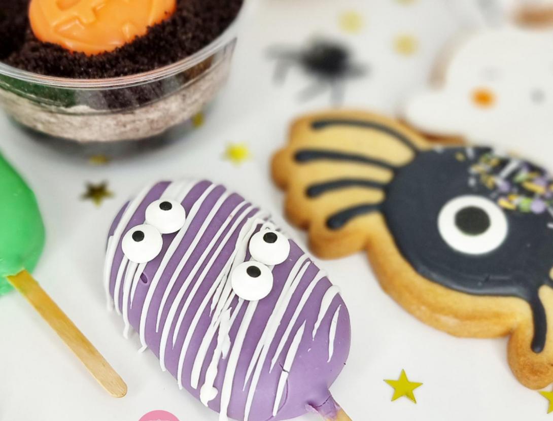 Encarrega la teva caixa terrorífica a Teresa Muntané de Sant Feliu de Llobregat