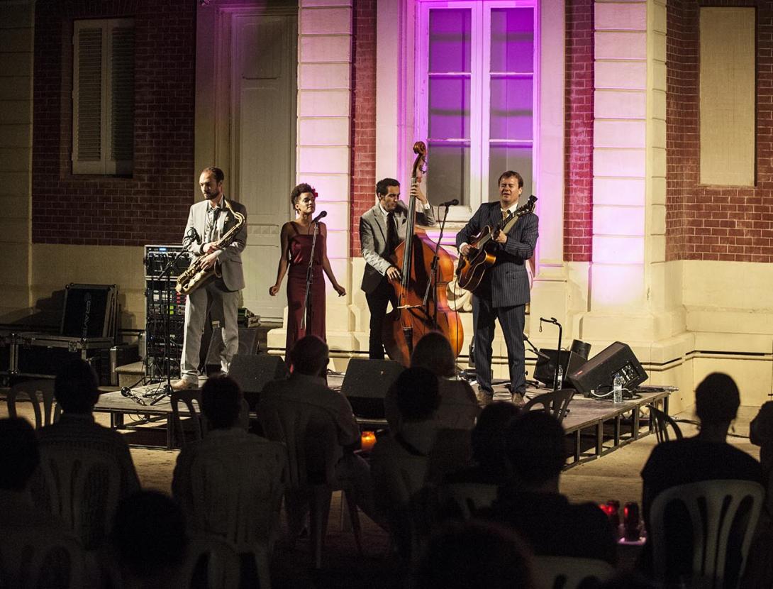 Nits de Jazz &amp; Tinturé