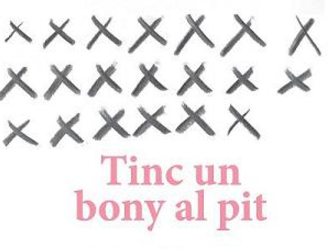 Poster Exposició Tinc un bony al pit (creus)_3.jpg