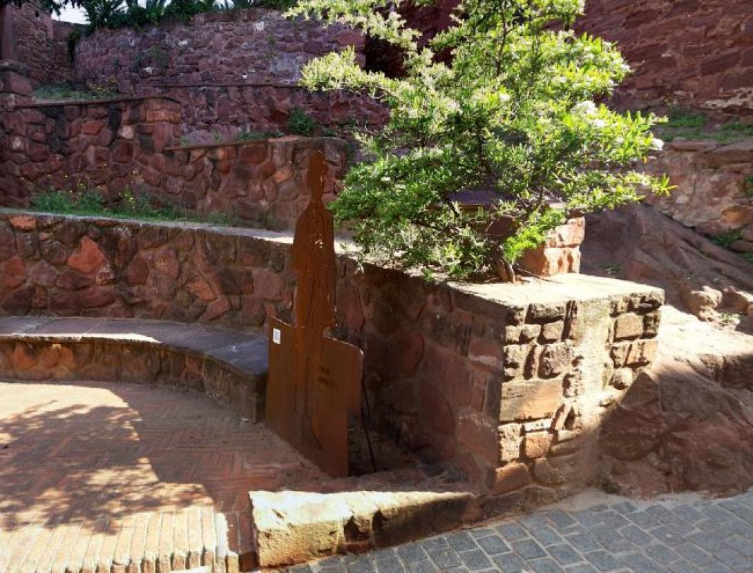 Estàtues de Reviu Corbera